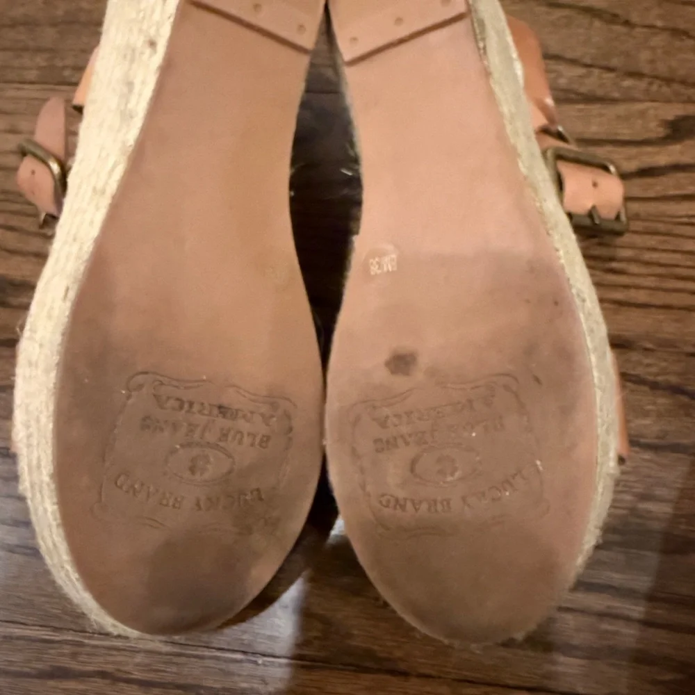 Lucky Brand Fiora Tan Leather Espadrille Wedge Sandals Size 8.5